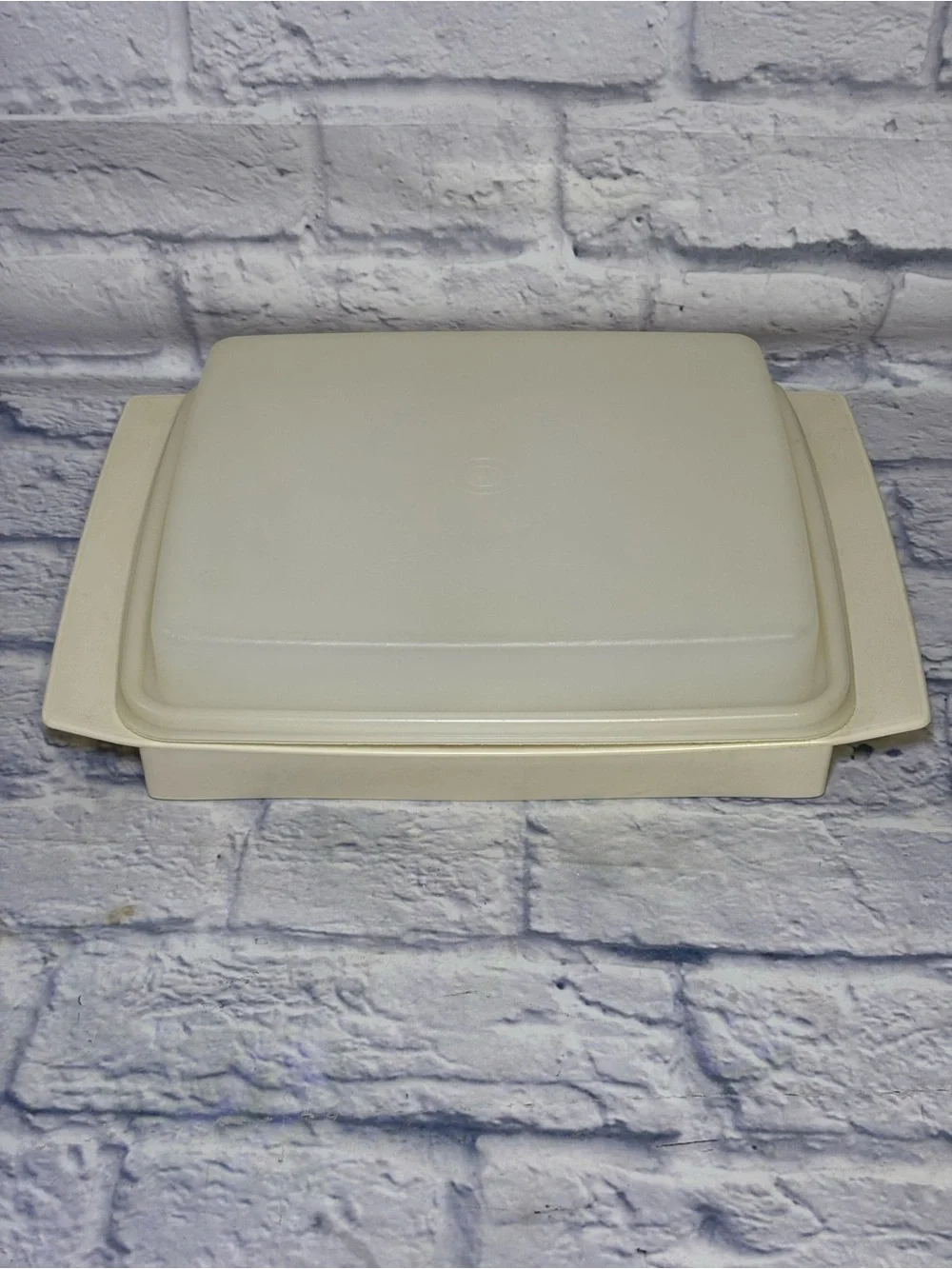 Tupperware 723-2 Egg Keeper Tray Almond 4 pieces as shown Vintage